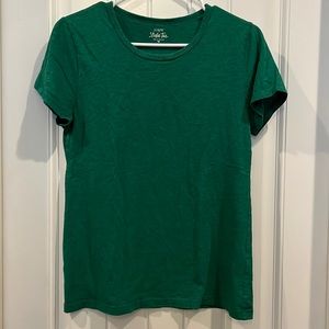 Bright forest green tee